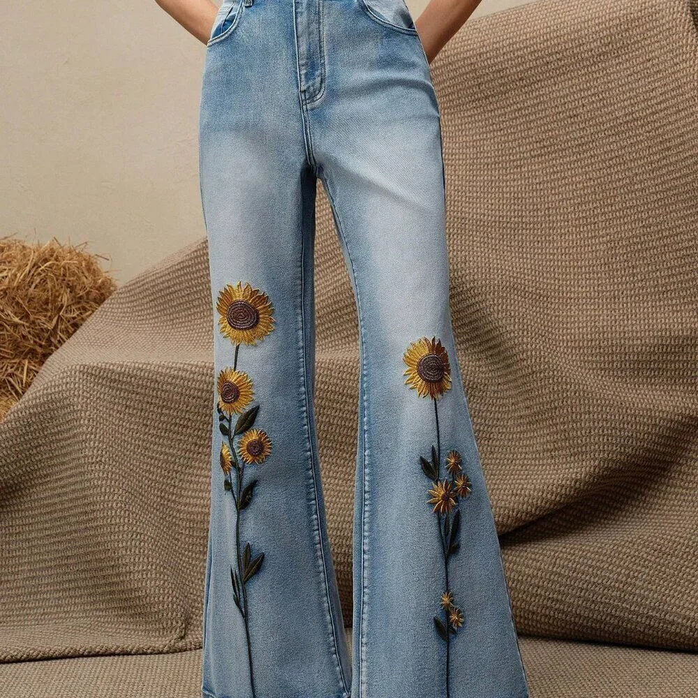 Light Wash Women's Casual Sunflower Embroidery Pocket Flared Jeans - Picture 4 of 7